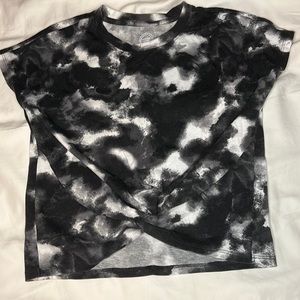 Tie dye black and white T-shirt size:M(7-8) brand: wonder nation